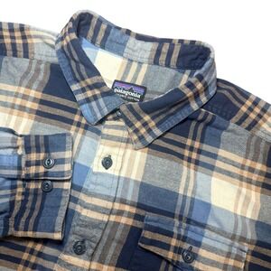 Patagonia Lightweight Fjord Flannel Shirt Mens XL Blue Tan Plaid Organic Cotton